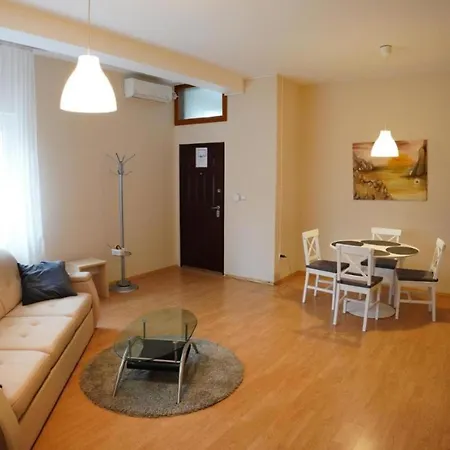 Kula - 2 Apartmán *